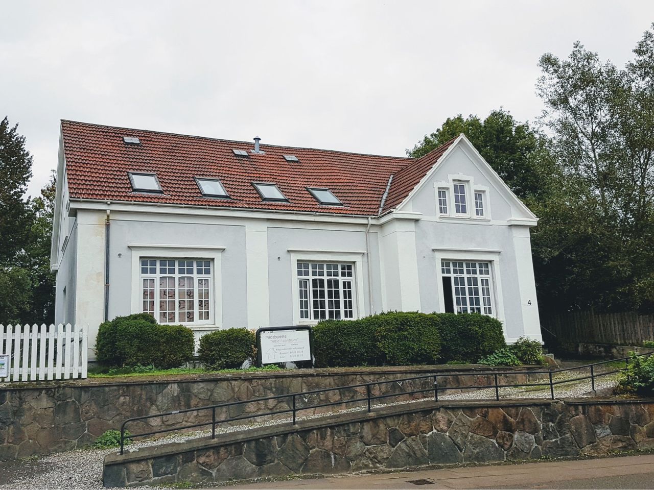 image 01